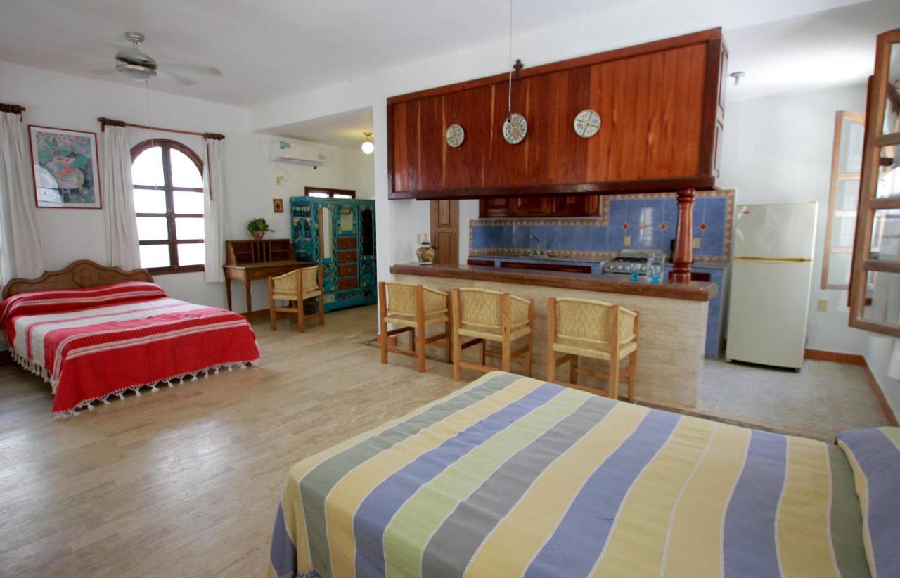 Tabachin Del Puerto Hostel Brisas de Zicatela Exterior photo